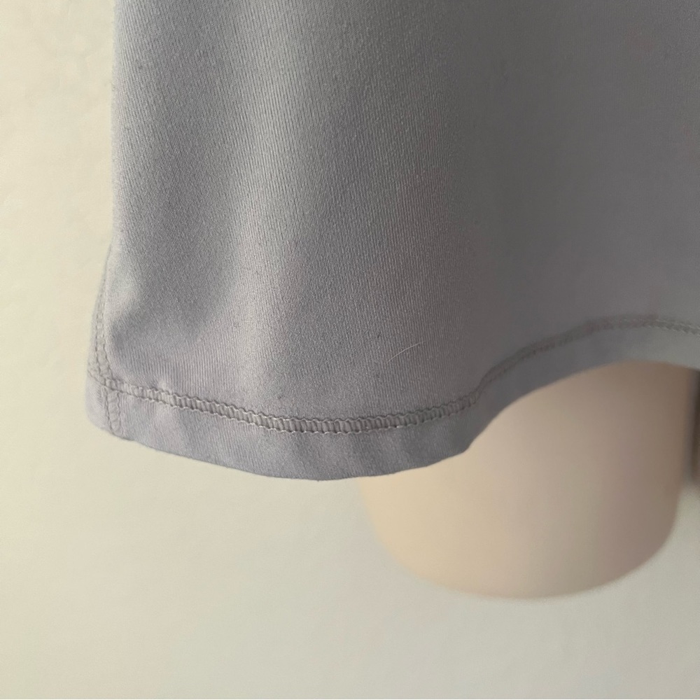 Grey Yogalicious razor back tank top with split back A line shape, S. - Picture 3 of 12